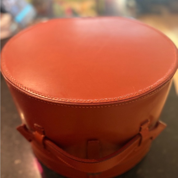 Cognac Leather Rounded Storage Box - Picture 4 of 10